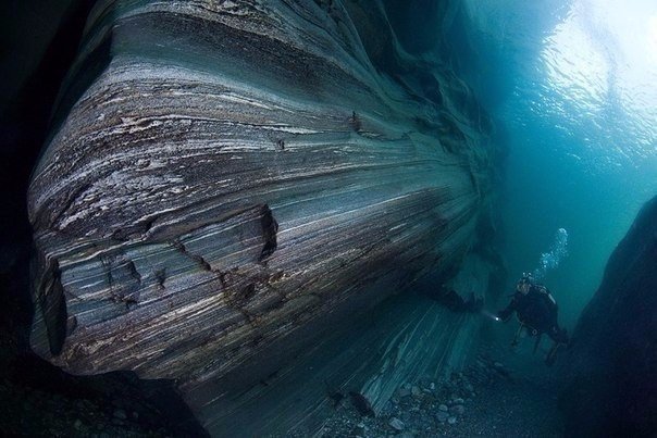 Кристально-чистая горная река Верзаска (Verzasca), Швейцария. Кристально-чистая горная река 6 Кристально-чистая горная река Верзаска (Verzasca), Швейцария. Кристально-чистая горная река 6