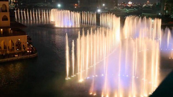 Фонтан Дубай – самый большой фонтан в мире. Фонтан Дубай – самый большой 4