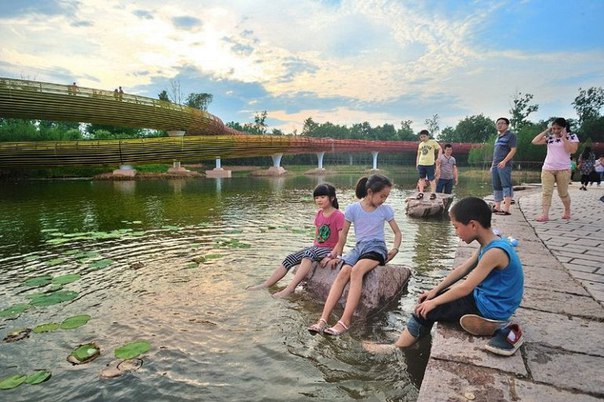Живописный парк Янвэйчжоу в Китае. Живописный парк Янвэйчжоу в 1