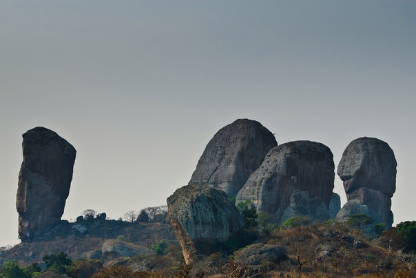 Чёрные камни Пунго-Андонго. Чёрные камни Пунго-Андонго 5